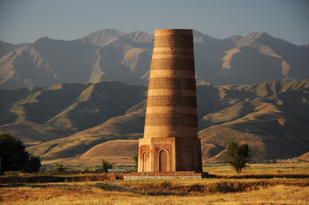 Minarete de Burana